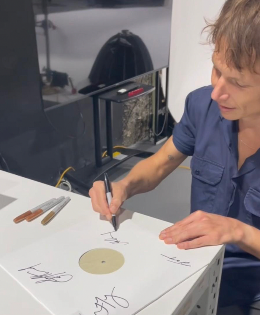 Signed Records